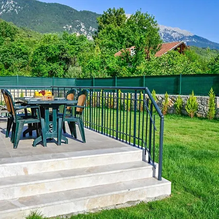 Yaka Esinti ヴィラ *