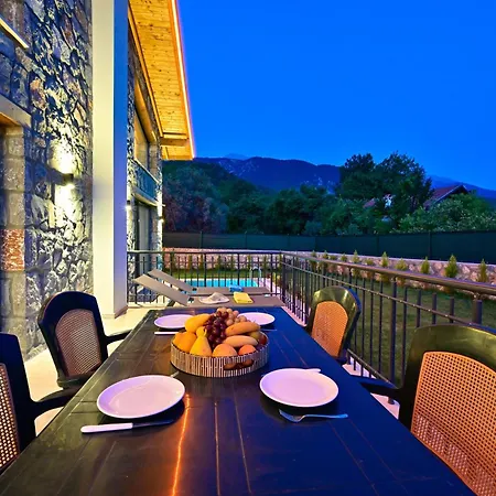 Yaka Esinti ヴィラ *