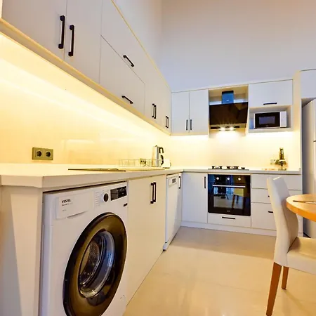 Yaka Esinti * Yakaköy