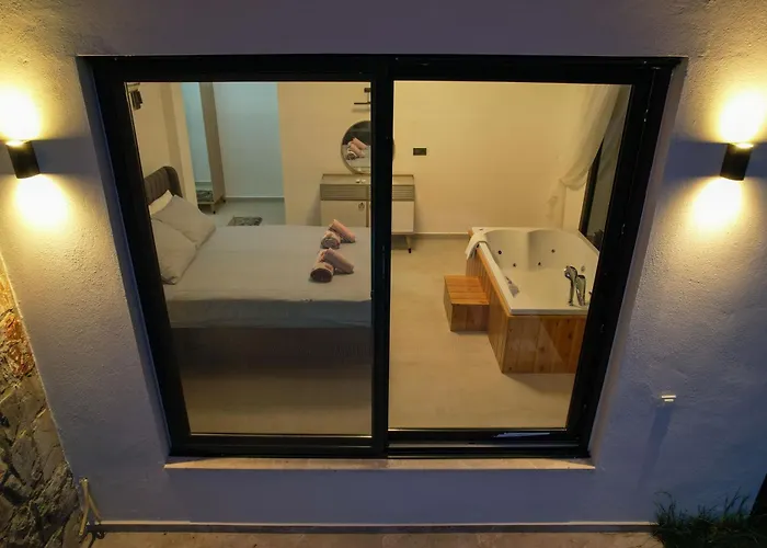 Yaka Esinti فيلة Yakaköy