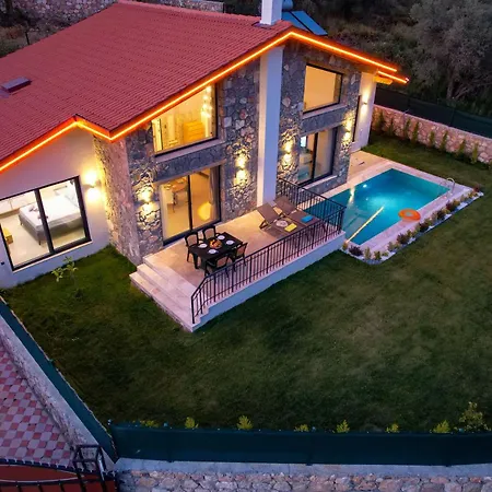 Yaka Esinti Villa *