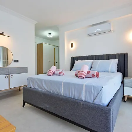 Yaka Esinti Yakaköy